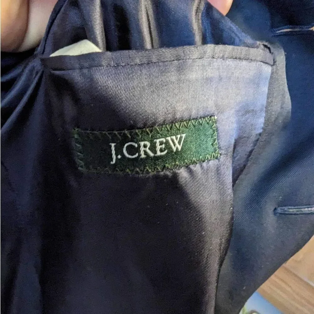 J. Crew Men's Classic Navy Three Button Wool Suit Jacket Quiet Luxury - Size 40R